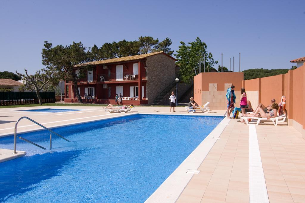 El Delfin Verde Hotel Torroella De Montgri Bagian luar foto